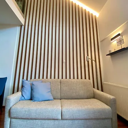 Olimian Retreat Rosa 421 アパート *