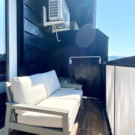 Olimian Retreat Rosa 421 * ポドチェトルテク